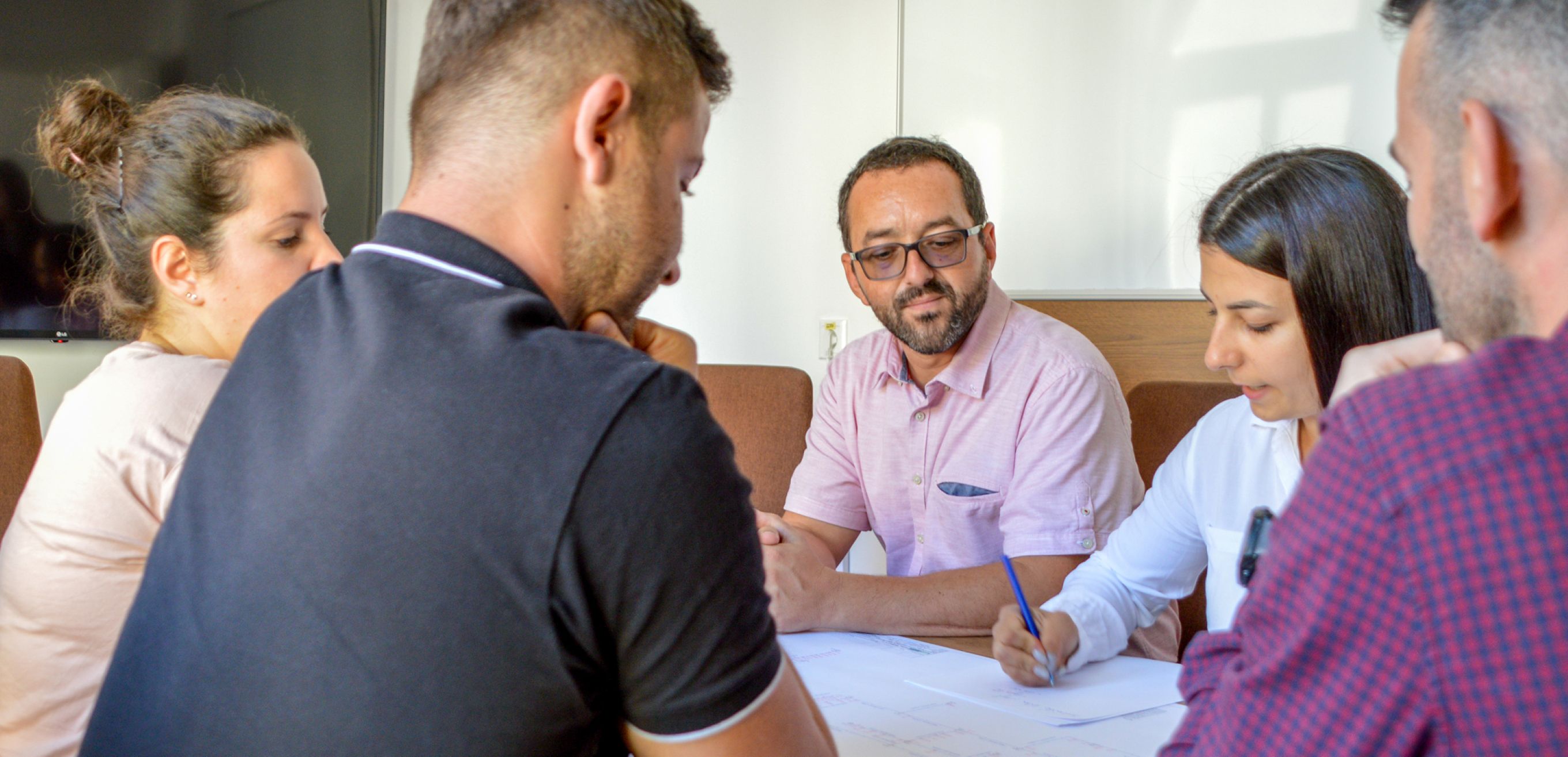 __alt.index.team-photo