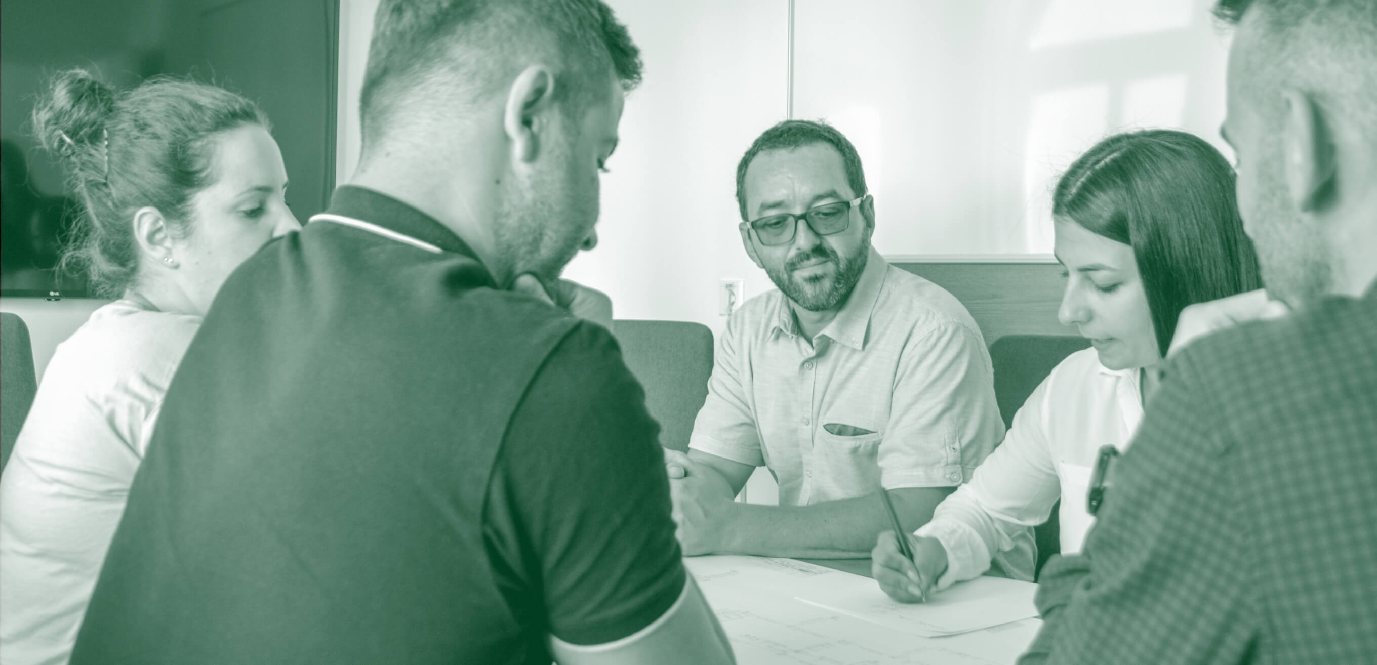 alt.index.team-photo